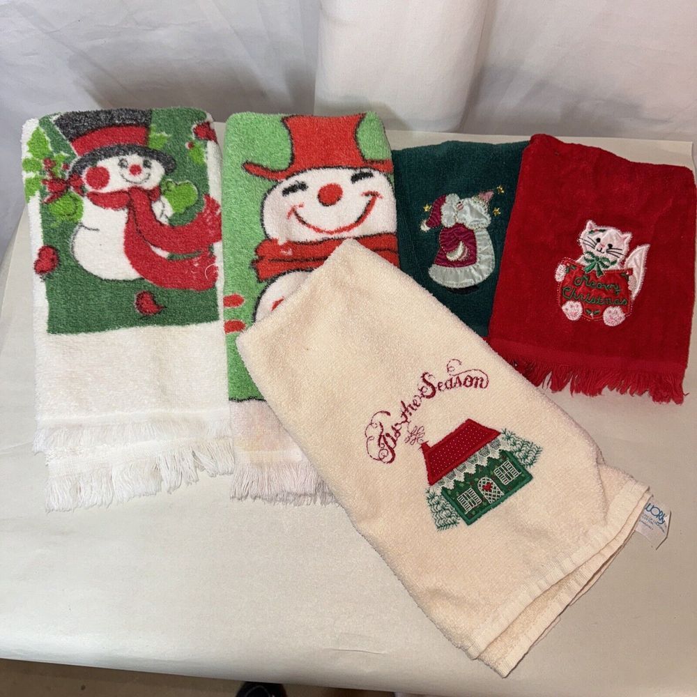 vintage Christmas Hand towels Lot 5 Snowman, Santa, Kitty Preowned‎